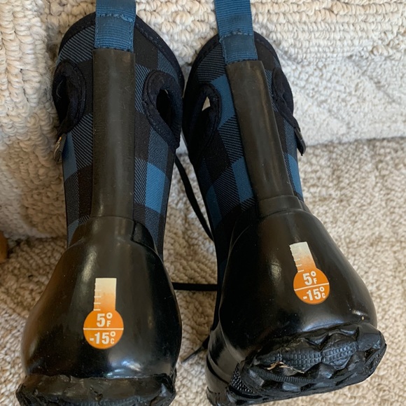 Kids Waterproof rain/snow boots - Picture 3 of 5